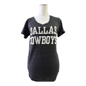 Dallas Cowboys Women’s Tee Football SIZE MEDIUM